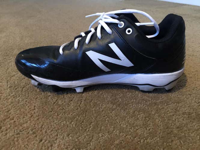 Black Used Adult Men's Size 11.5 Molded Cleats New Balance Low Cut