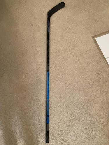 New Senior Bauer Right Handed Nexus 2N Pro Hockey Stick Pro Stock 87 Flex P92M