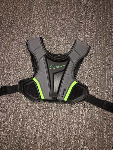 Used Small Nike Vapor Shoulder Pads