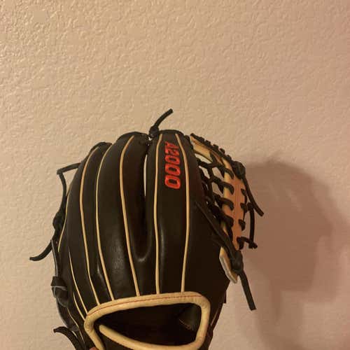Black High School/College Infield A2000 11.5" Baseball Glove