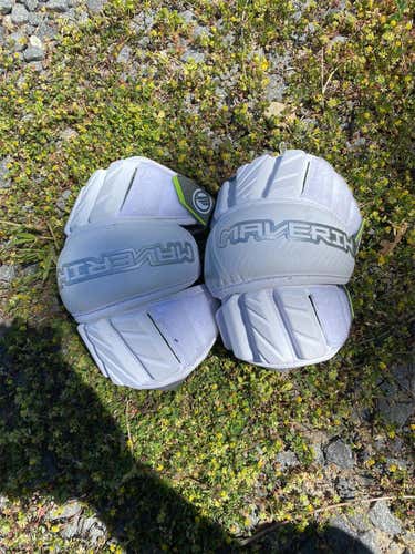 New Large Maverik Max Arm Pads
