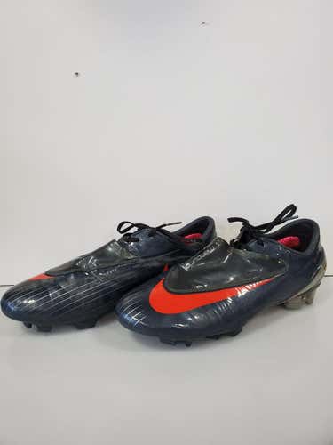 Used Nike Senior 10 Cleat Soccer Outdoor Cleats