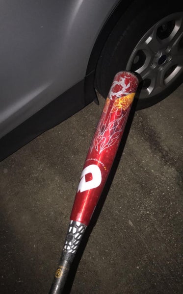 High School/College 2015 DeMarini Voodoo Overlord (-3) 30 oz 33" Bat