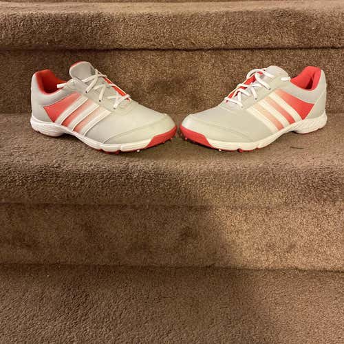 Women's Size 7.5 (Women's 8.5) Adidas Golf Shoes