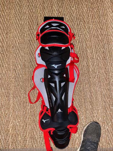 Black Adult Mizuno Samurai Catcher's Leg Guard