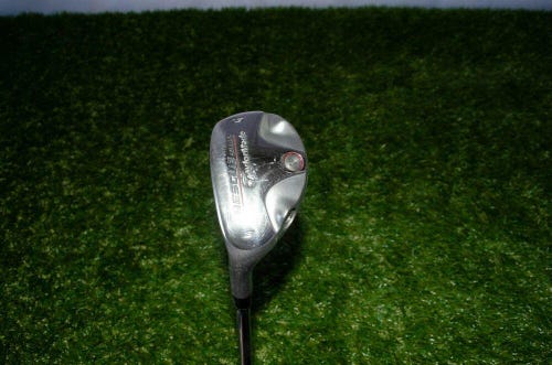 Taylormade 	Rescue Dual	19 Degree 3 Hybrid	Left Handed	40"	Steel	Stiff	New Grip
