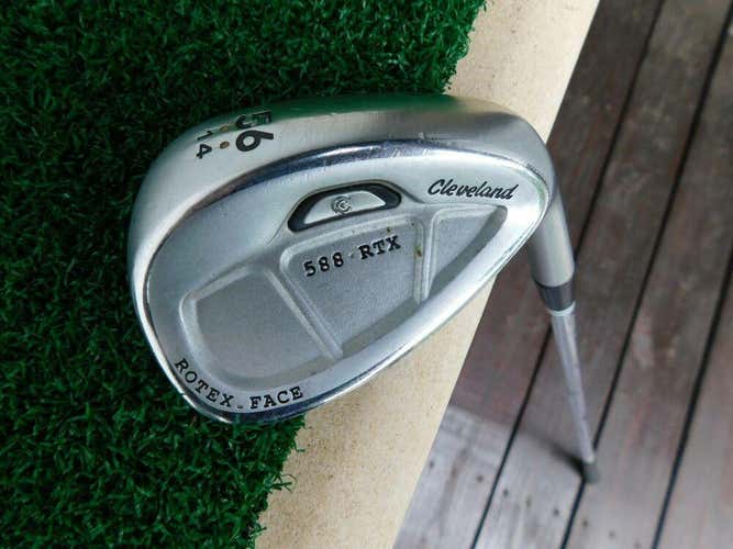 Cleveland 588 RTX Rotex 56* Wedge w/ True Temper Dynamic Gold Wedge Flex