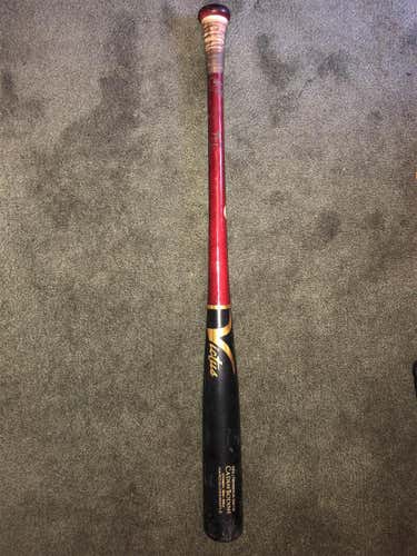 Used Victus 32" Wood Bat EB12 Model