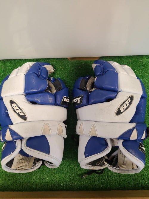 deBeer Used 10" Lacrosse Gloves