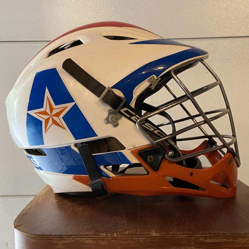 White Adult Player's Cascade Pro-7 Helmet