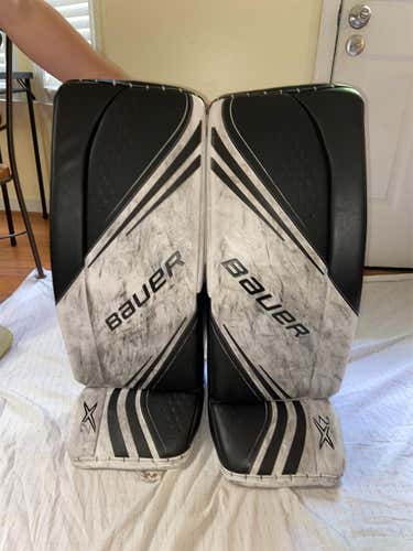 Black Senior 32" Bauer Vapor 2X  Goalie Leg Pads