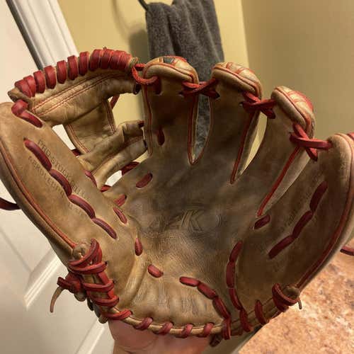 Used Right Hand Throw A2K 11.5" Baseball Glove