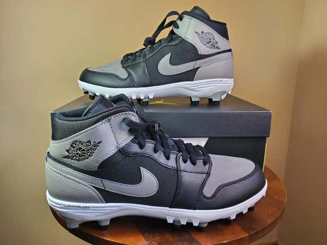 Nike Air Jordan 1 Retro Mid TD Shadow Grey Football Cleats AR5604-002 Size 9.5
