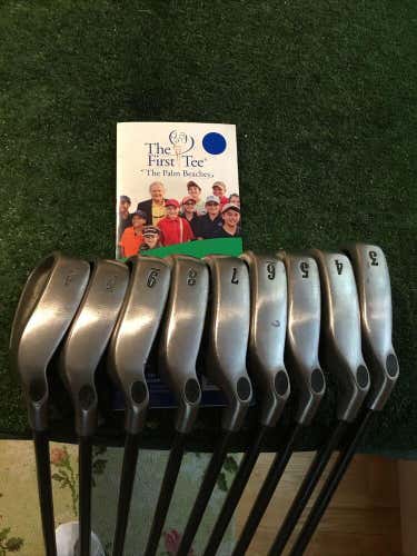 Callaway Big Bertha X-12 Irons Set (3-GW) Firm Graphite Shafts