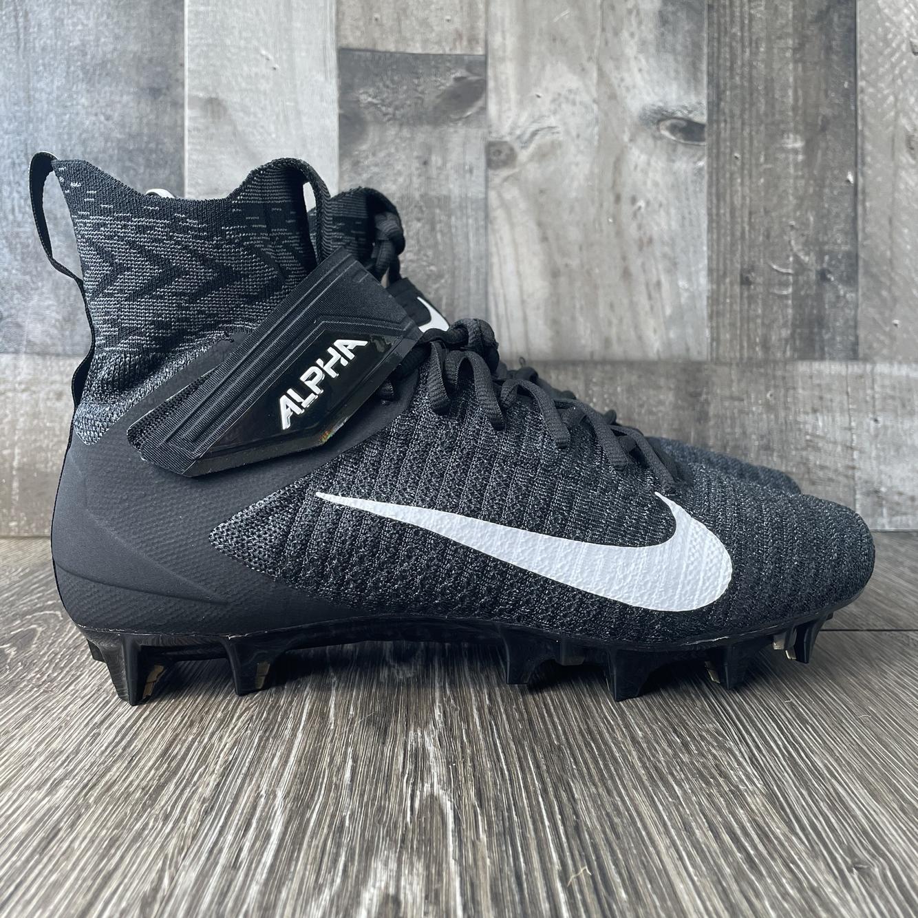 nike alpha menace elite 2 mid
