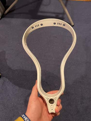 White Used Unstrung Spider 17 Head