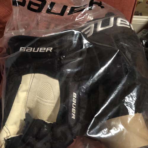 Black Senior Bauer Pro Team 13" Pro Stock Gloves