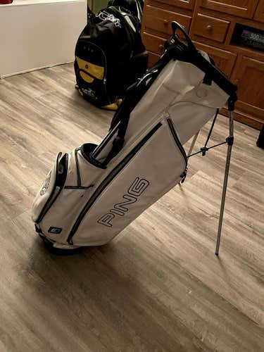 Furman White Ping Carry Bag