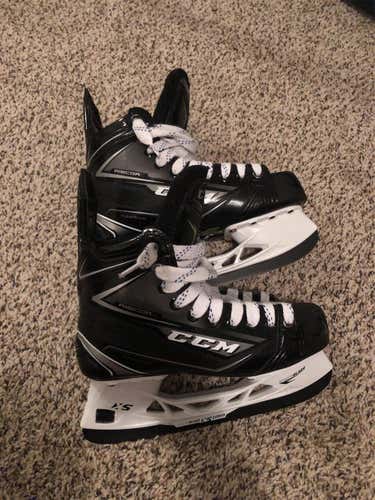 Junior CCM ribcore platinum Regular Width  Size 5 Hockey Skates