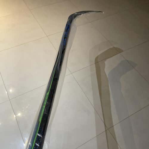 Nexus Geo P92 77 Left Hand Hockey Stick