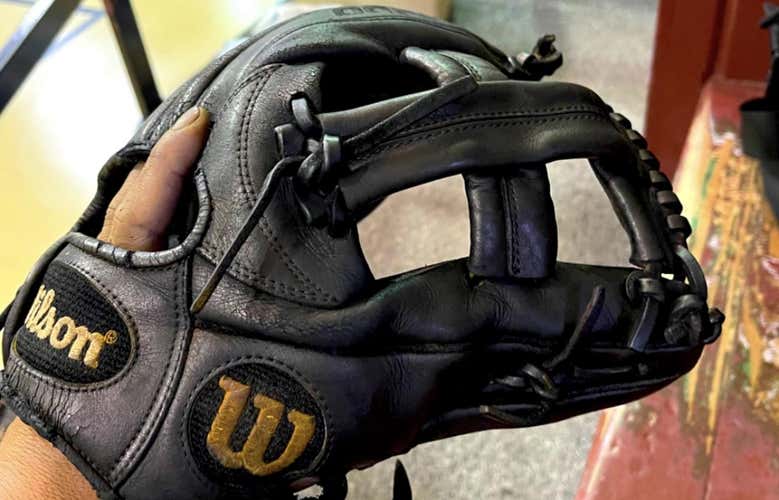 Black High School/College Infield A2000 11.5" Baseball Glove