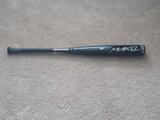 NWOT 2017 Easton Mako Beast (-3) 33"