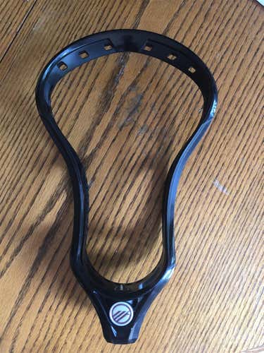 Black New Attack & Midfield Unstrung Tactik 2.0 Head
