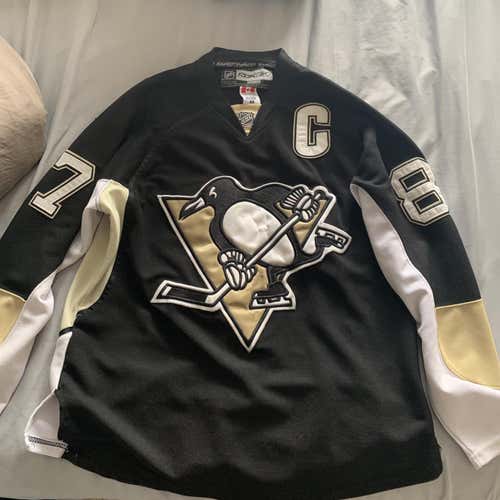 Sidney Crosby Reebok jersey size 48