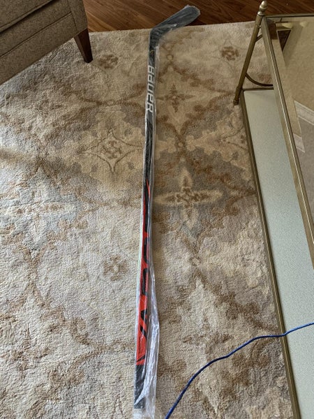 New Senior Bauer Right Handed Vapor FlyLite Hockey Stick Mid Pattern Pro Stock