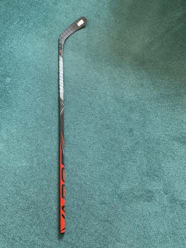 New Senior Bauer Vapor FlyLite Right Handed Hockey Stick