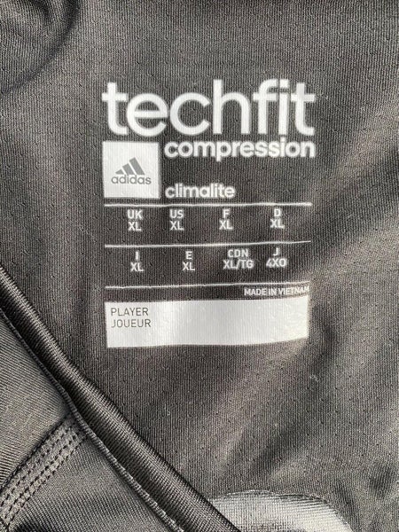 adidas alphaskin NWT adult techfit Football Top/shirt Size XL
