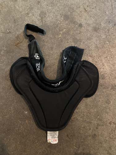 CCM Goalie Neck Guard M/L/X/L TC-500 SR