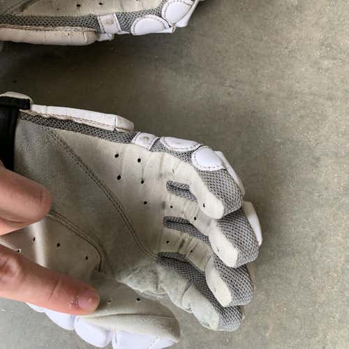 White Used Player's Warrior Evo 13" Lacrosse Gloves