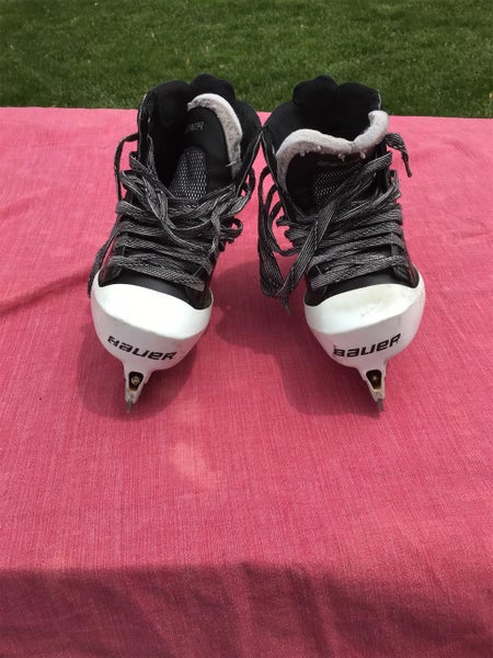 Junior Bauer Elite Regular Width Size 6 Hockey Goalie Skates