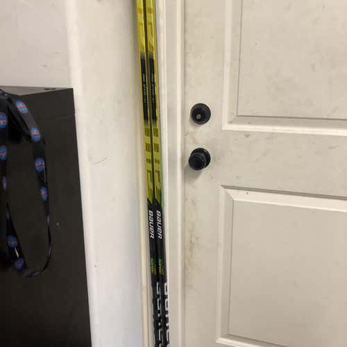 Senior Left Hand Supreme Ultra Sonic Toe Pattern  Hockey Stick