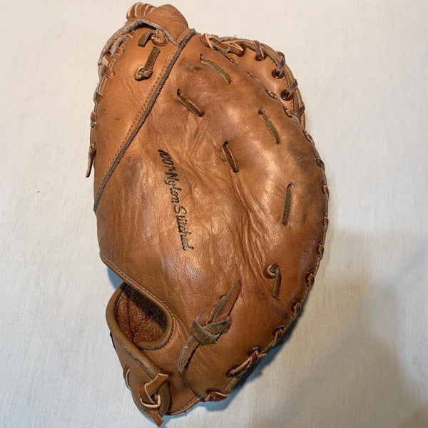 Like New Left Handed 1st Base Youth Baseball Glove