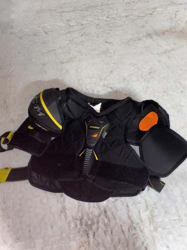 Senior Small CCM Tacks 7092  Shoulder Pads