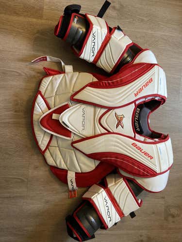 Used Senior XL Bauer Vapor 1X Goalie Chest and Arm Protector Goalie Chest Protector
