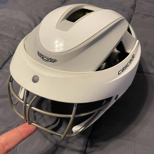Used White Cascade LX Headgear **Need Gone**