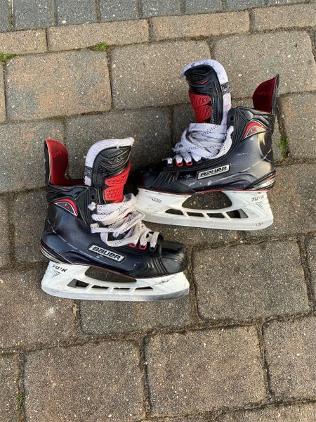 Senior Bauer Vapor 1X Size 8.5 Hockey Skates