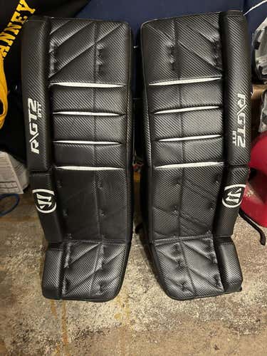 Black Used Intermediate 32"+1 Warrior Ritual GT2 Goalie Leg Pads