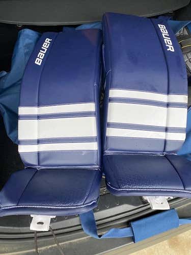 Blue Used Junior 30" Bauer Gsx Goalie Leg Pads