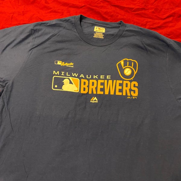 NEW Mens MLB Genuine Merchandise Milwaukee Brewers 3/4 Sleeve