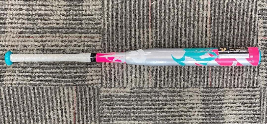 New DeMarini Vendetta Composite Fastpitch Bat | 31" |19oz (-12)