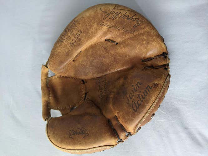 Vintage Jeff Torborg Wilson Catcher's A2562 Baseball Glove