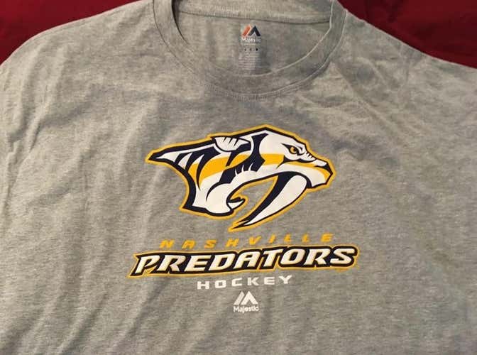 New Nashville Predators NHL Hockey Majestic XXXL / 3XL T-Shirt * NWT
