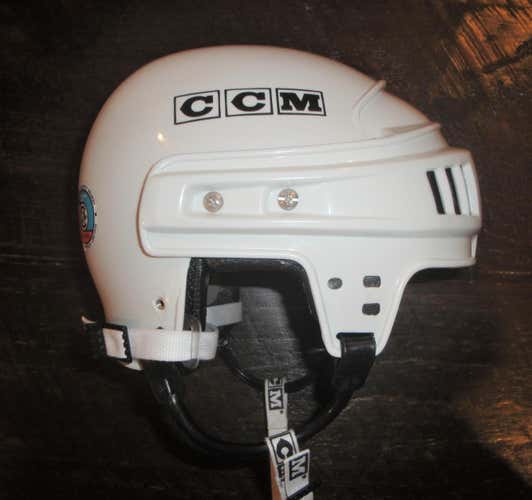 CCM HT200 HELMET SMALL WHITE EUC MADE IN CANADA