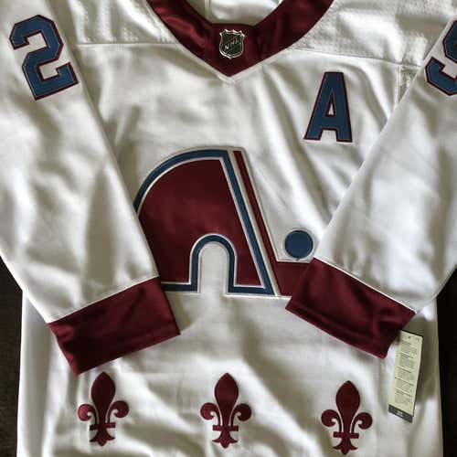 Colorado avalanche Nordiques MacKinnon hockey jersey