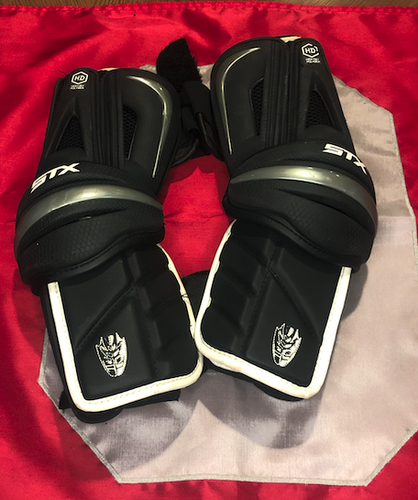Slightly Used- Ohio State Exclusive- Assault- Ryan Terefenko Arm Pads