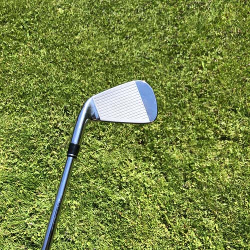 TaylorMade RBladez Tour Men's 4 iron Regular Flex Steel Shaft